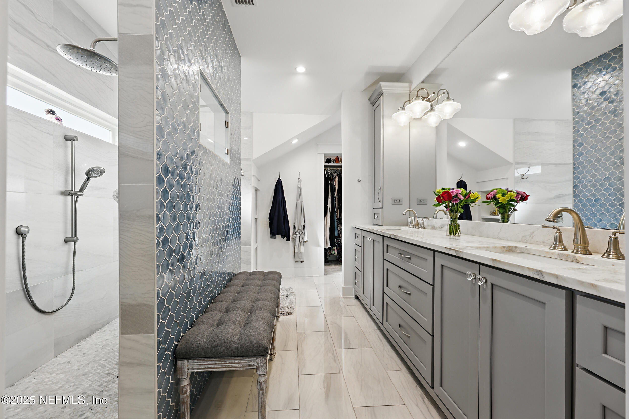 14585 AQUA VISTA Court