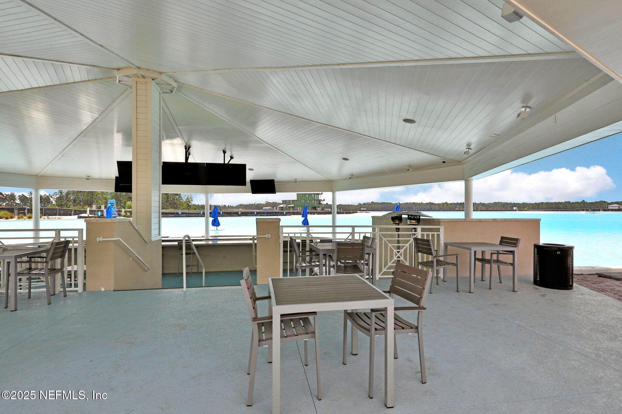 415 BORACAY Circle, St. Johns