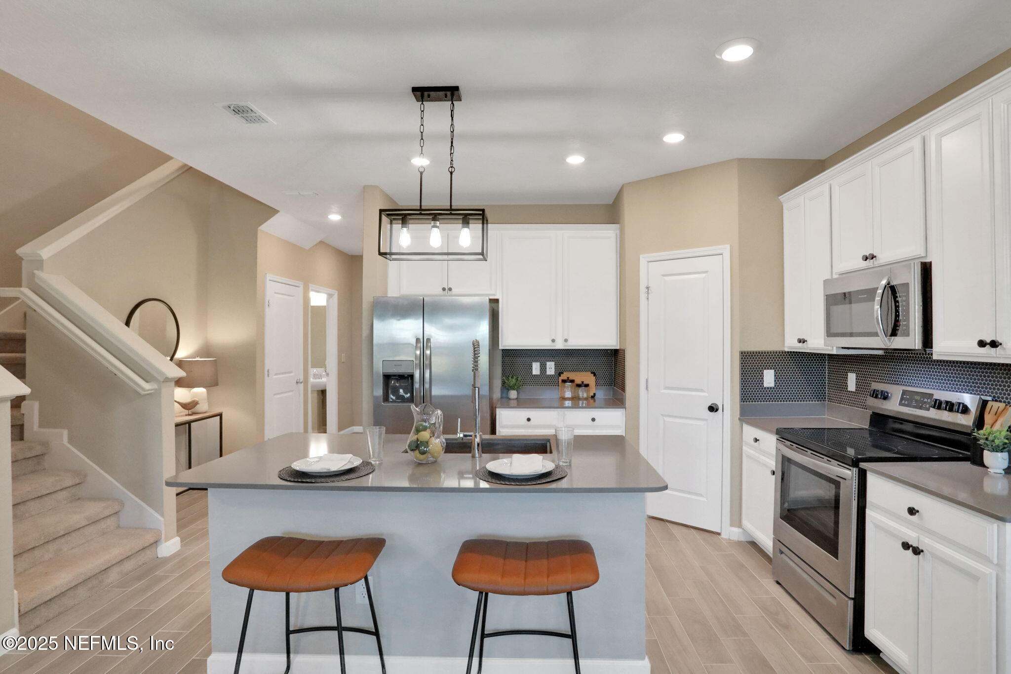 415 BORACAY Circle, St. Johns