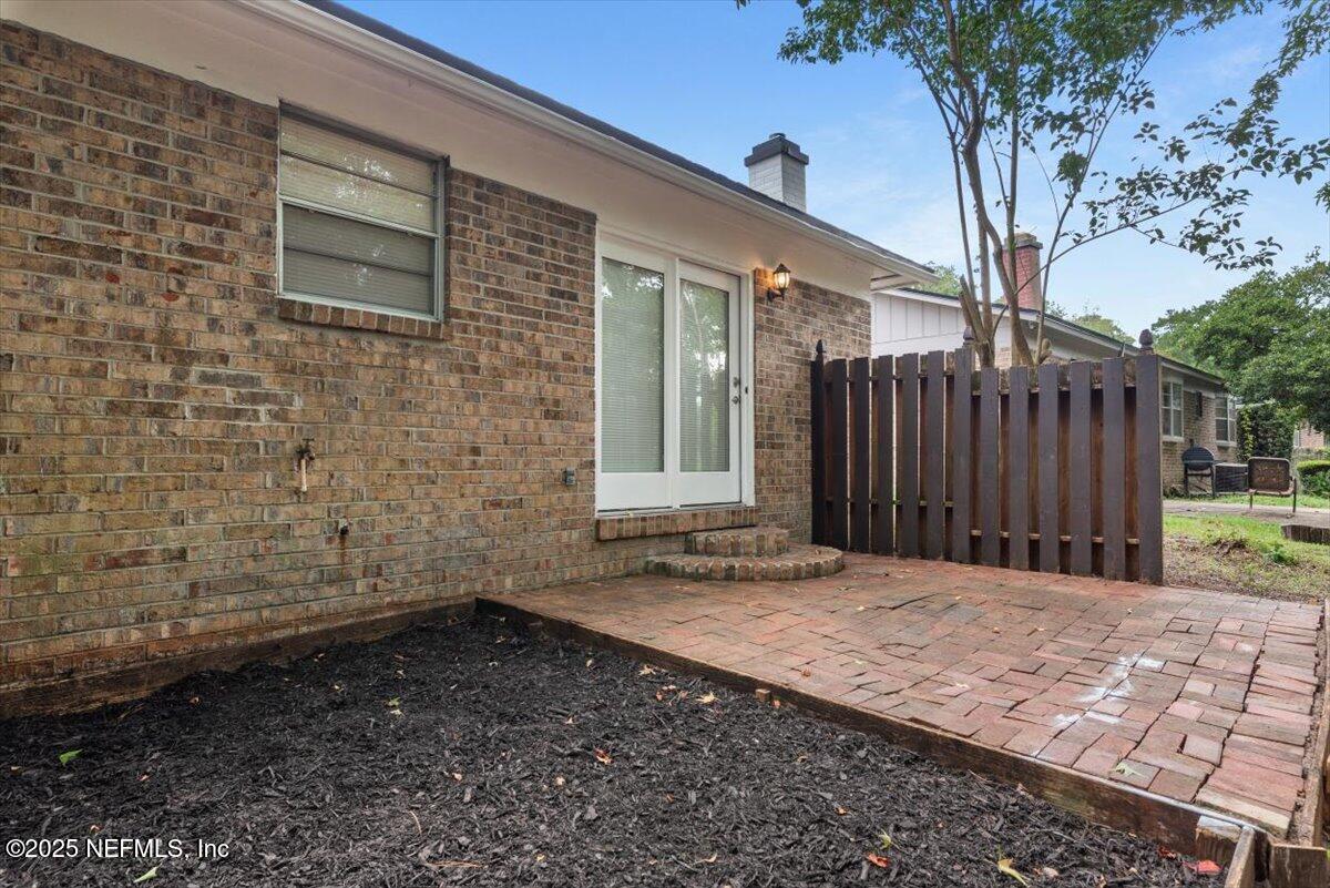 8323 GRAMPELL Drive