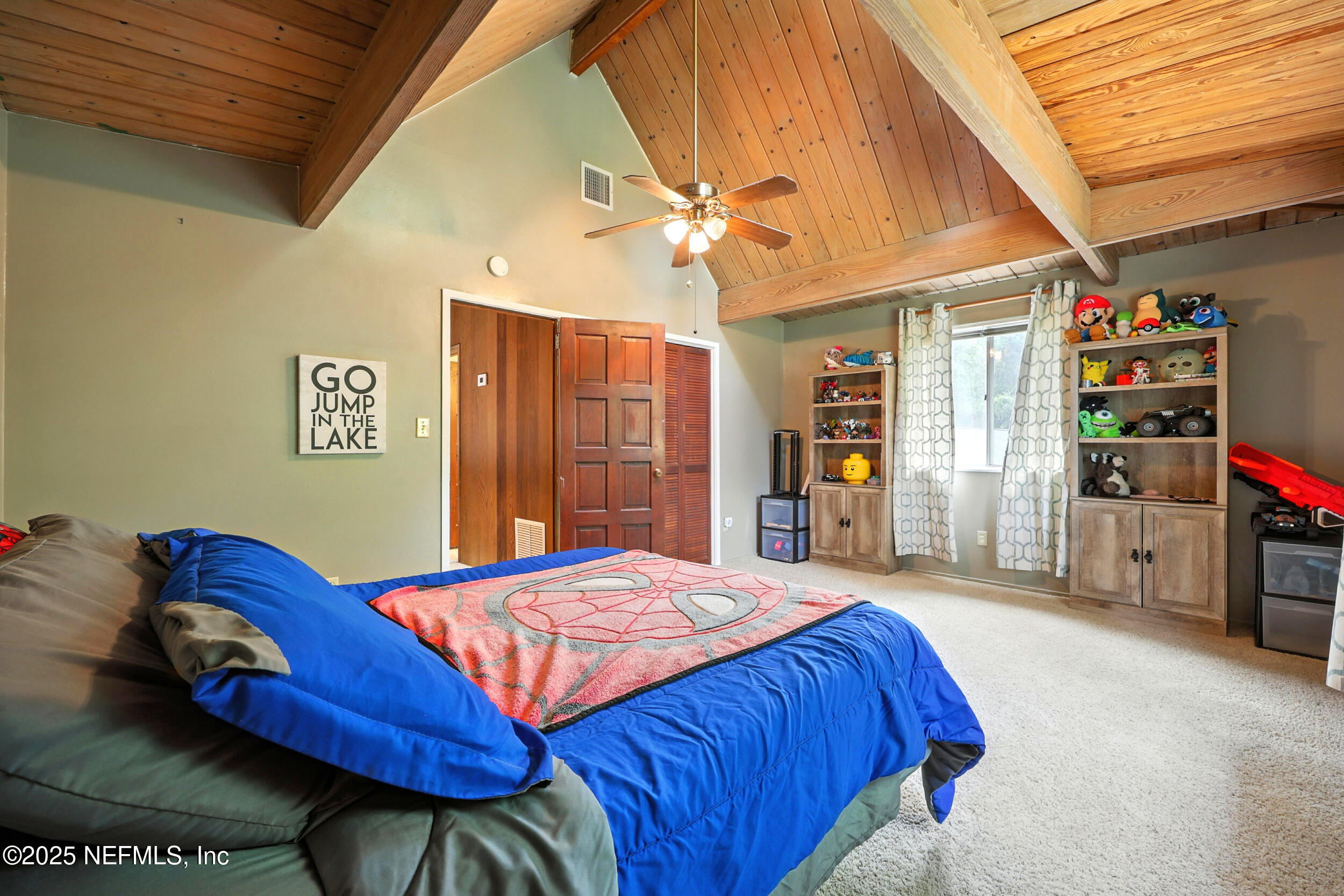 2712 RED FOX Road
