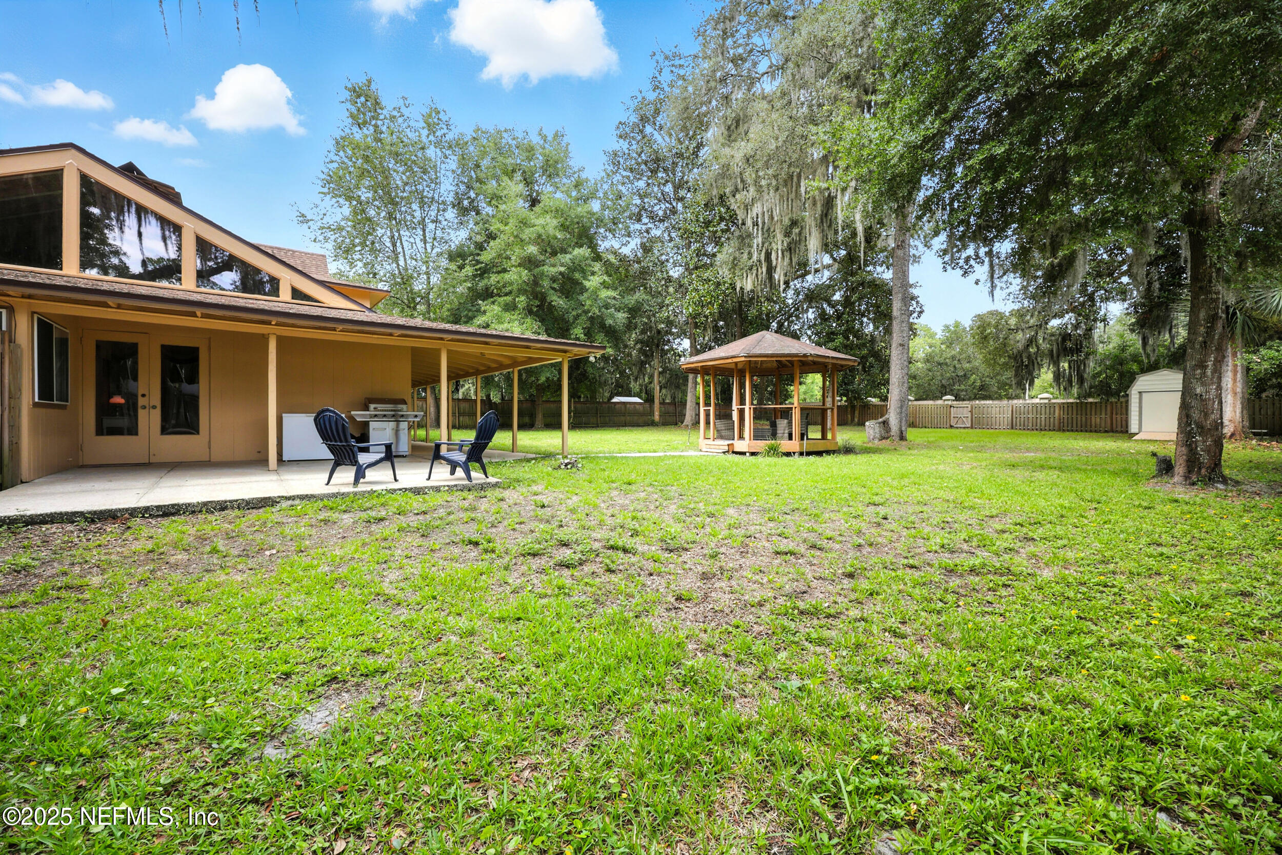 2712 RED FOX Road