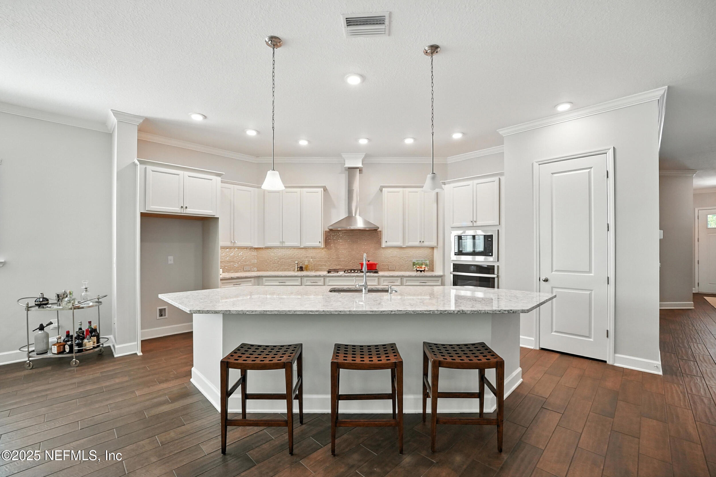 300 SHADOW RDG Trail