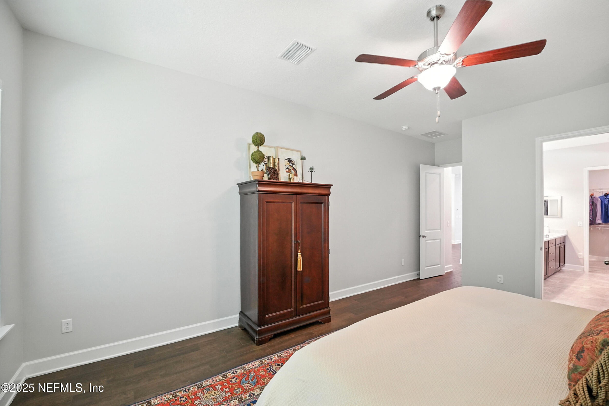 300 SHADOW RDG Trail