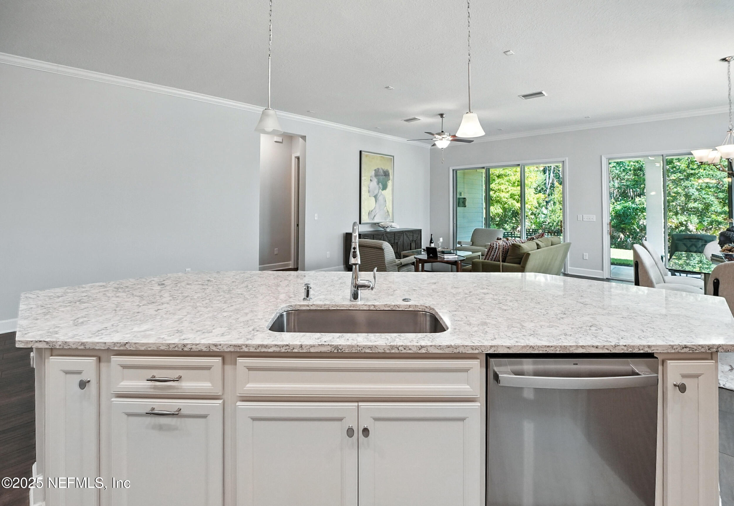 300 SHADOW RDG Trail