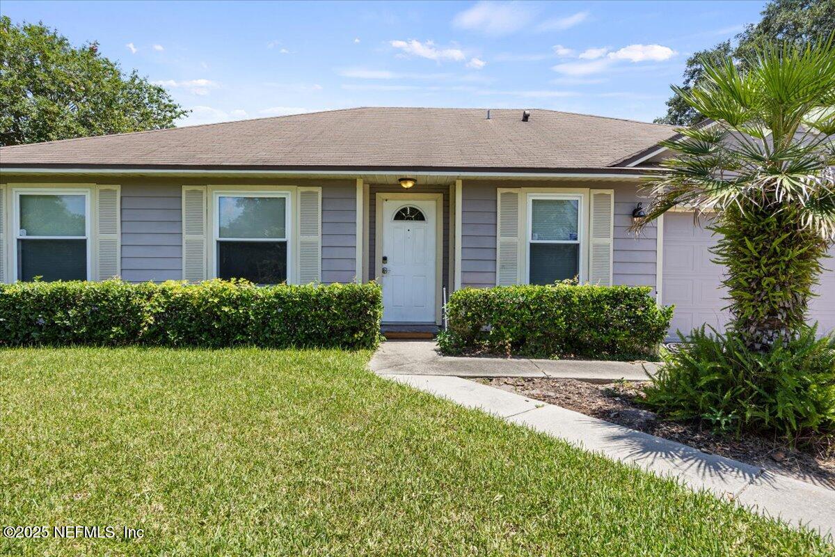 1793 CHANDELIER Circle E