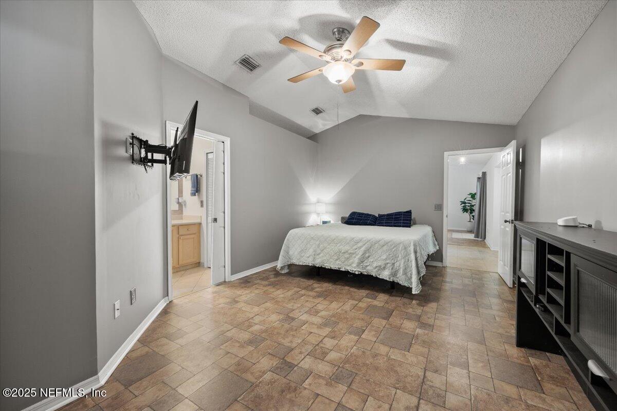 1793 CHANDELIER Circle E