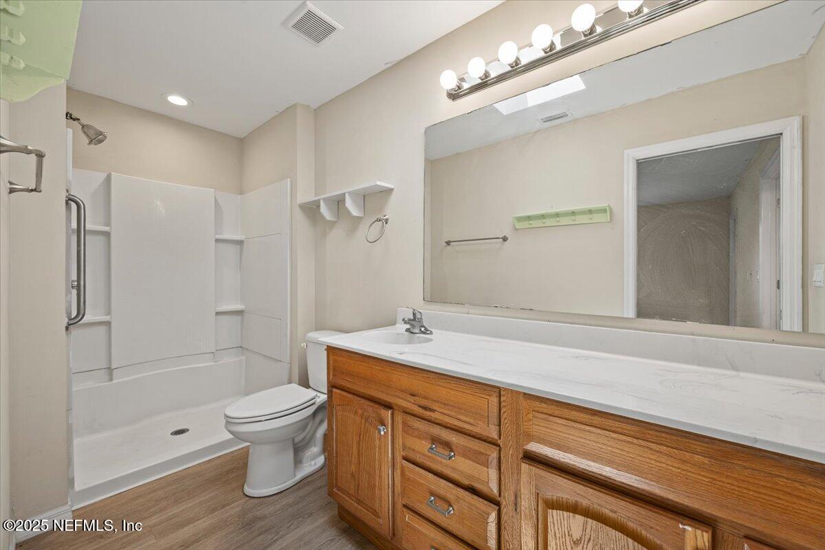 1793 CHANDELIER Circle E