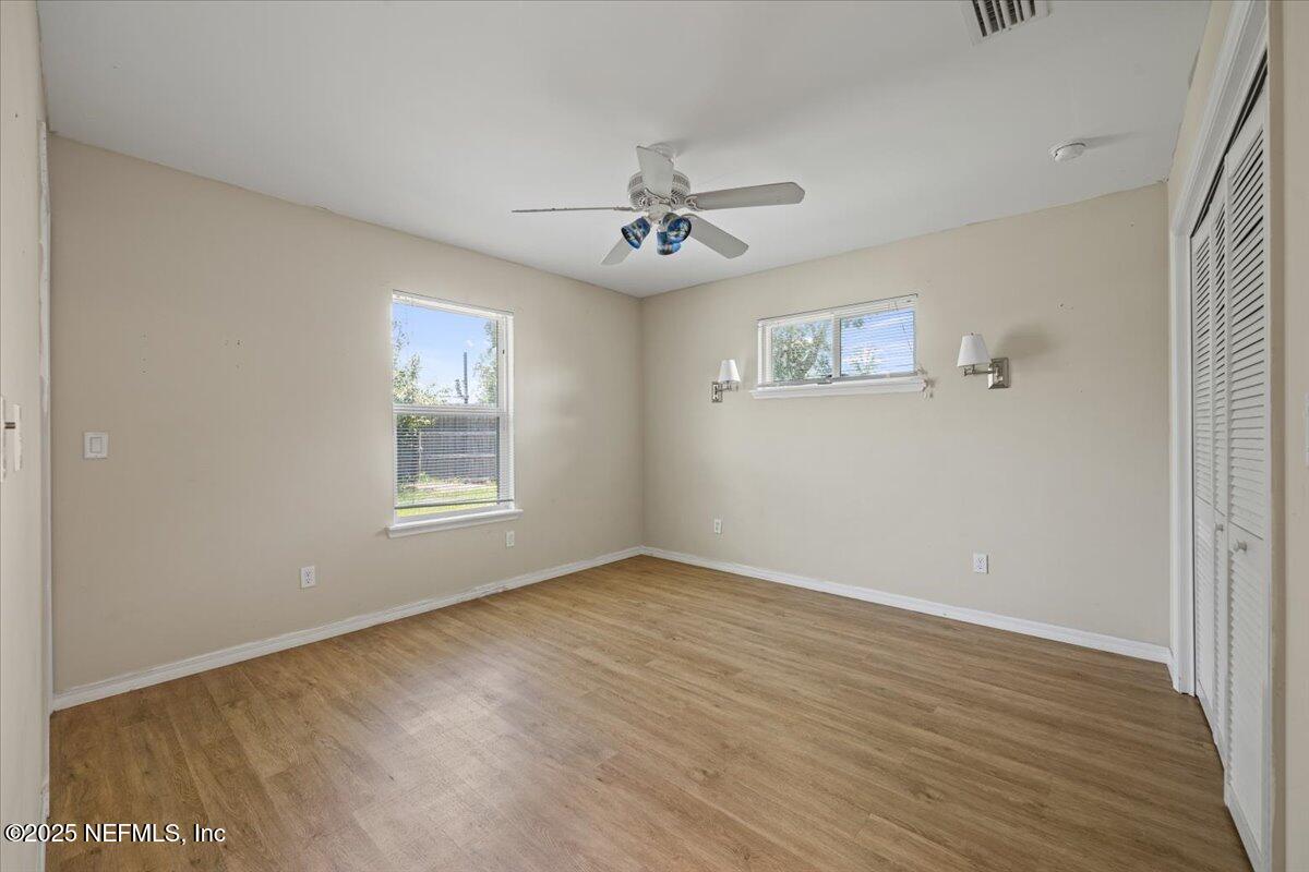 1793 CHANDELIER Circle E