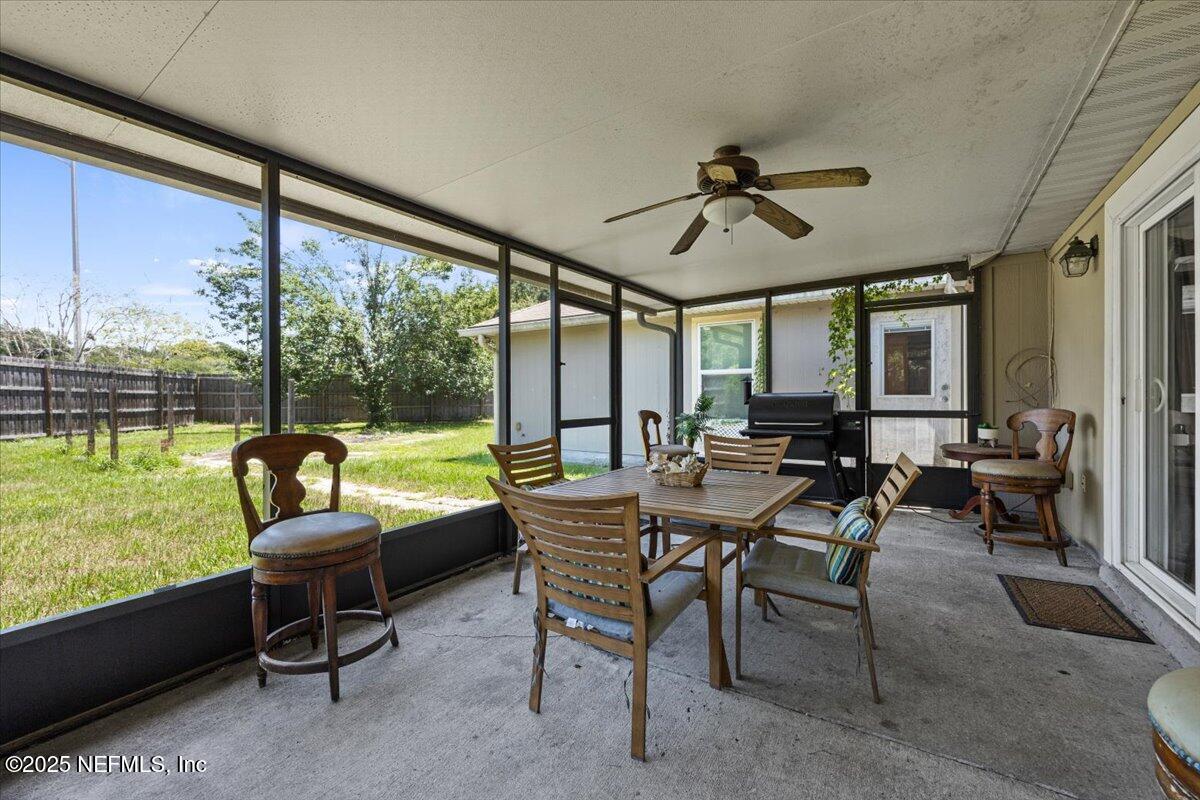 1793 CHANDELIER Circle E