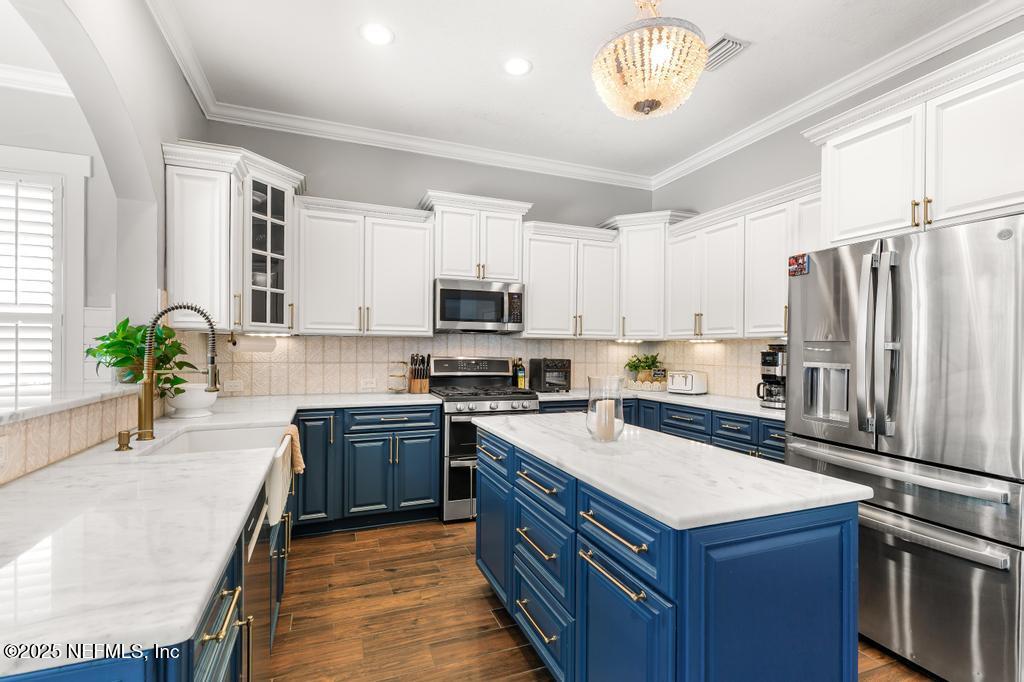 1175 EAGLE POINT Drive, St. Augustine