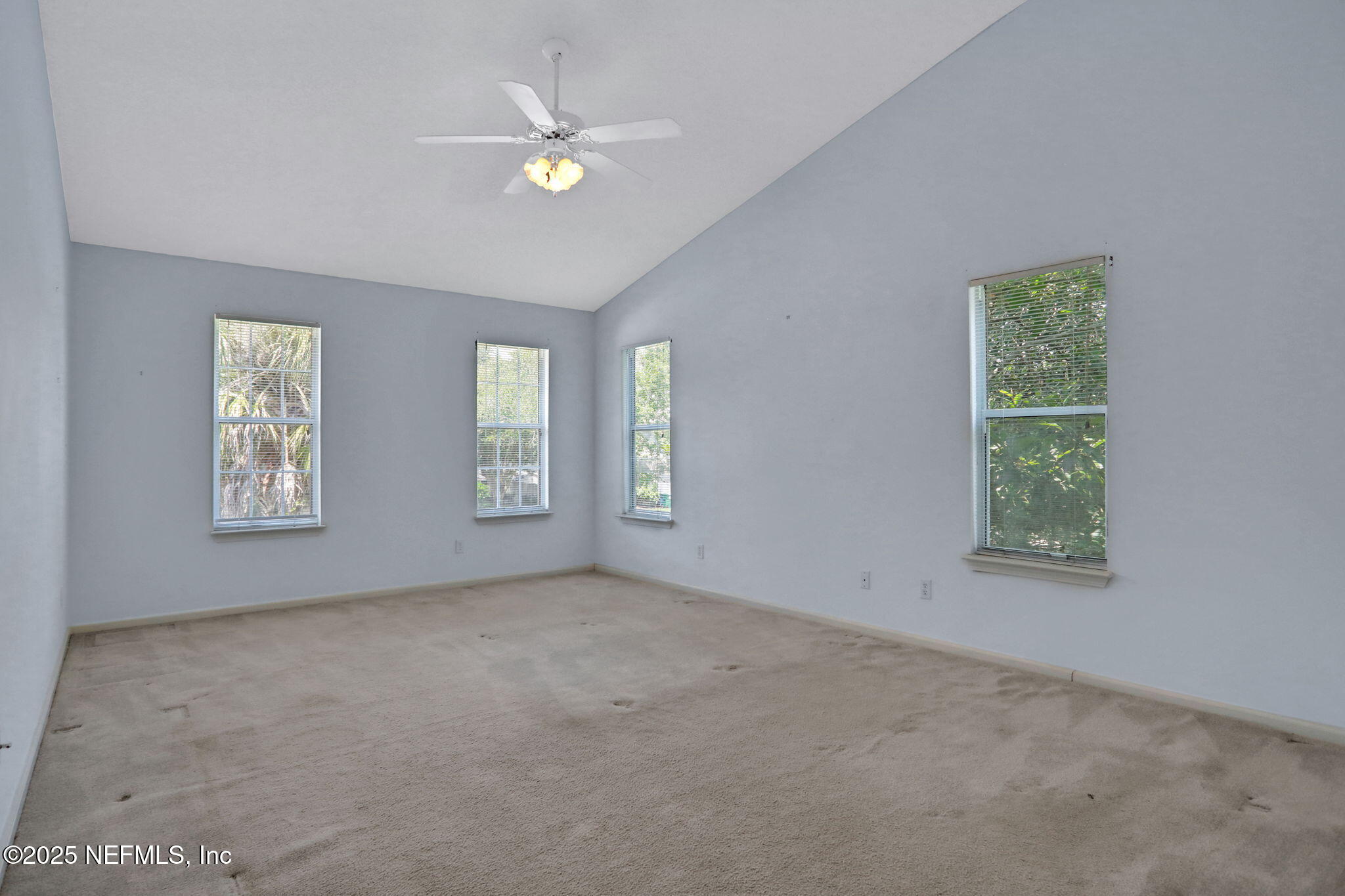 806 CHERRY Street