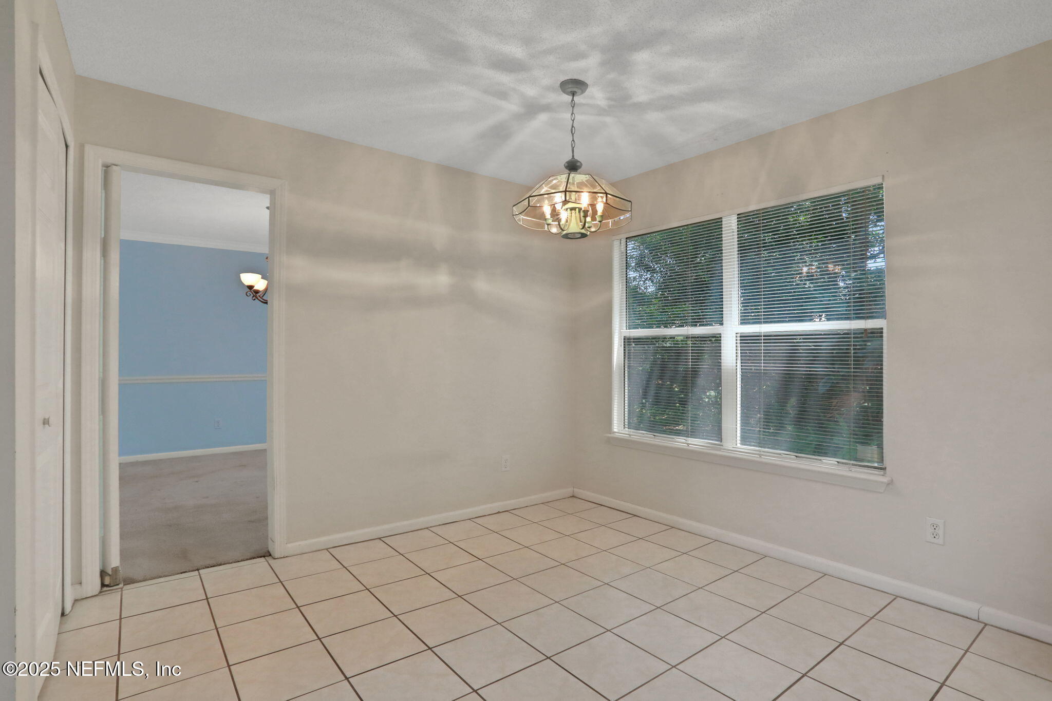 806 CHERRY Street