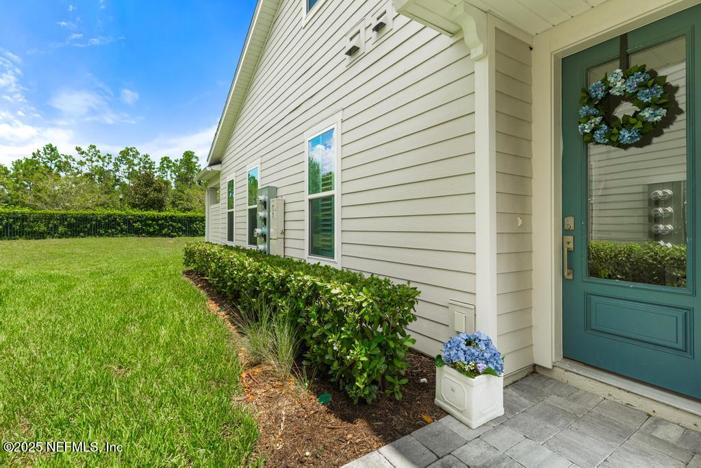 105 CAROUSEL Drive
