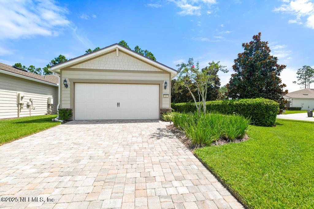 22 BROADHAVEN Drive