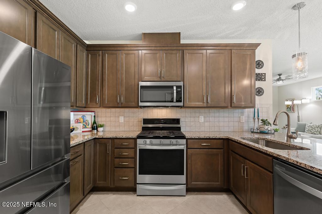 22 BROADHAVEN Drive
