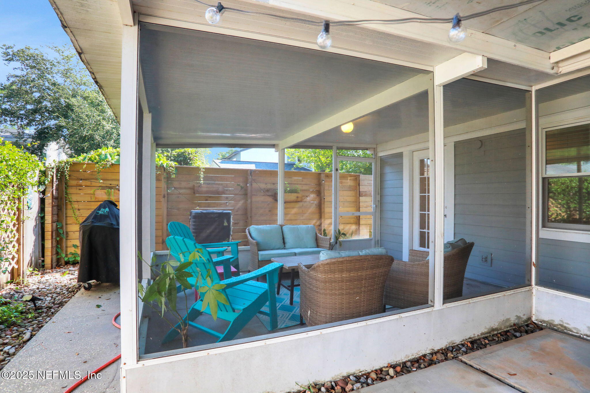 553 DAVID Street
