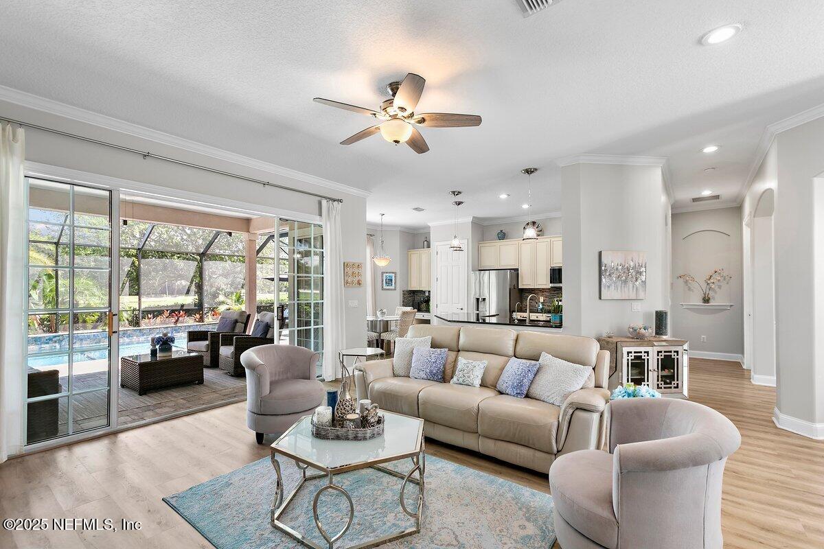 417 BLAGDON Court