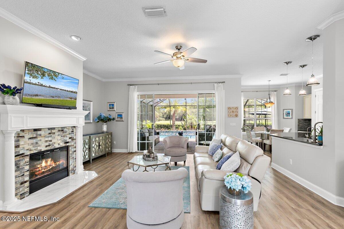 417 BLAGDON Court