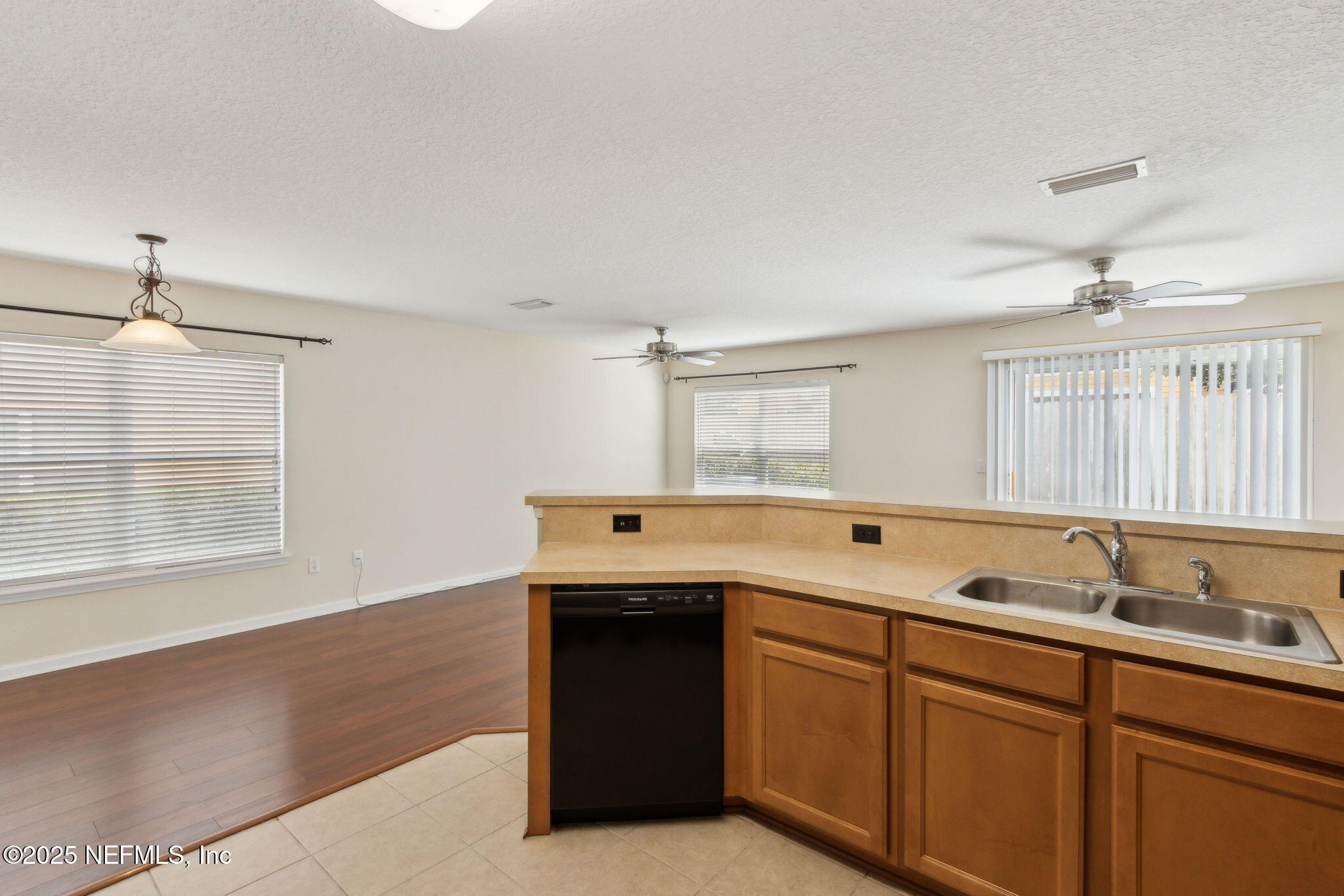 6700 BOWDEN Road 1401