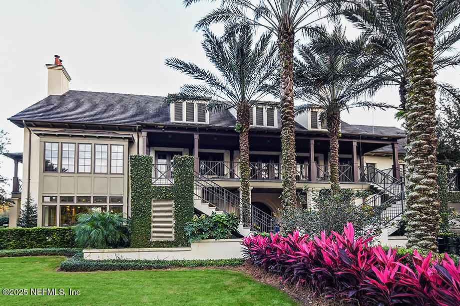 366 GREENLEAF LAKES Avenue