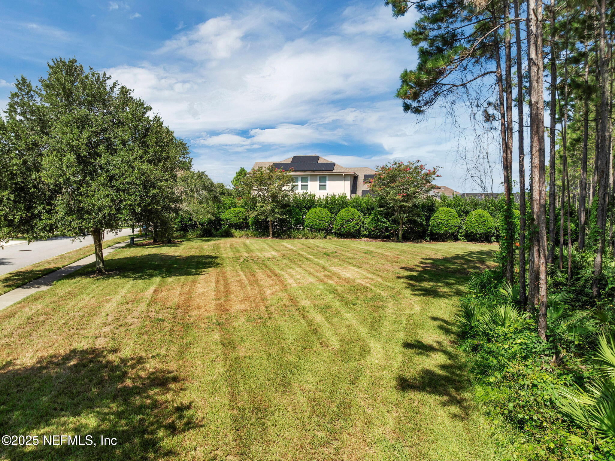 366 GREENLEAF LAKES Avenue