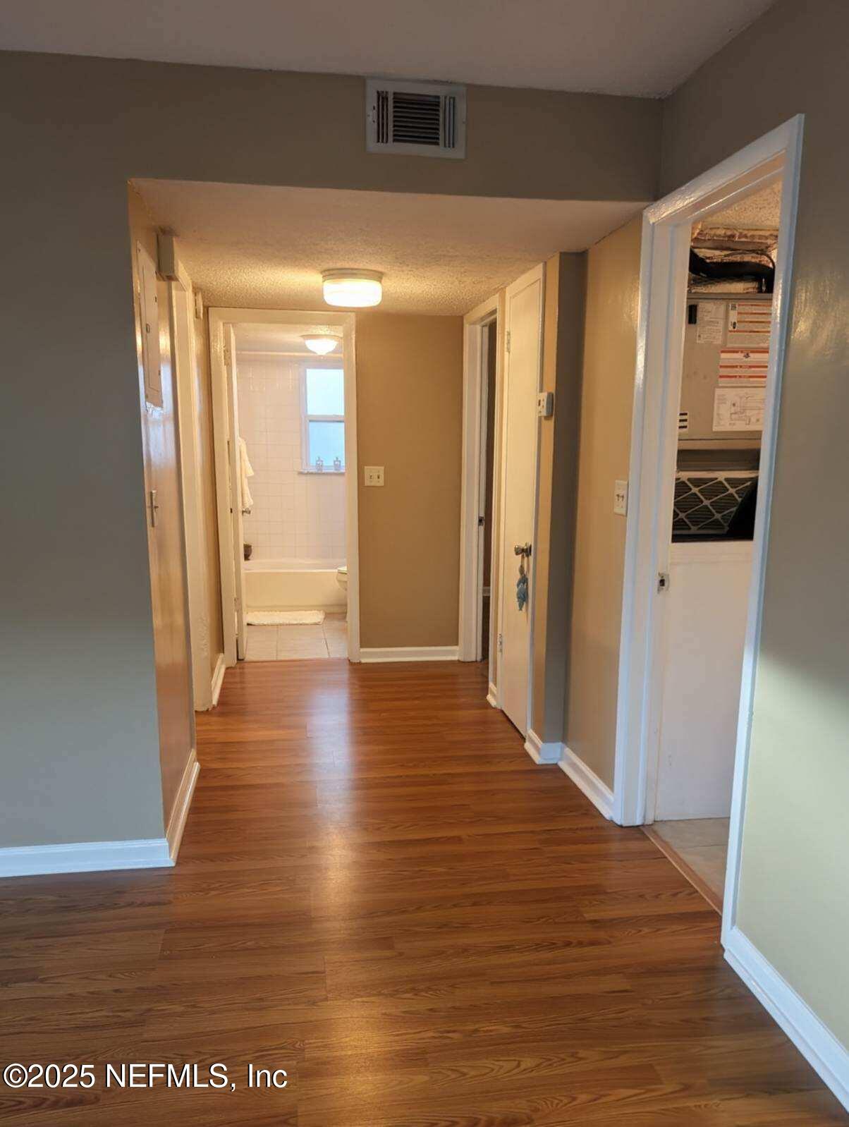 408 13TH Avenue N, B