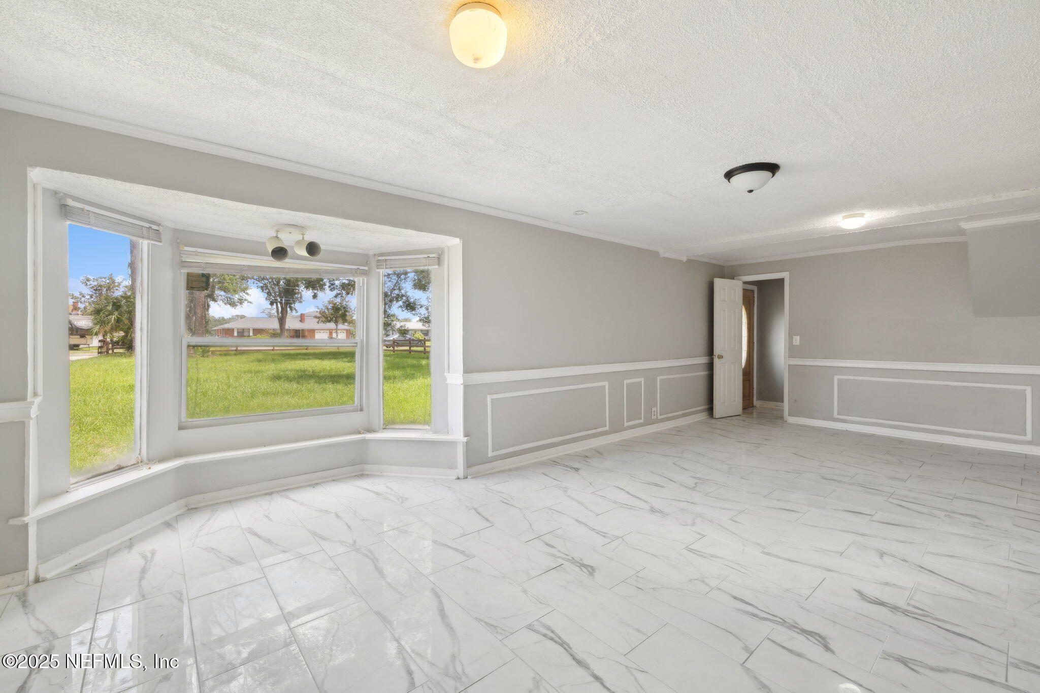 1412 CARBONDALE Drive N