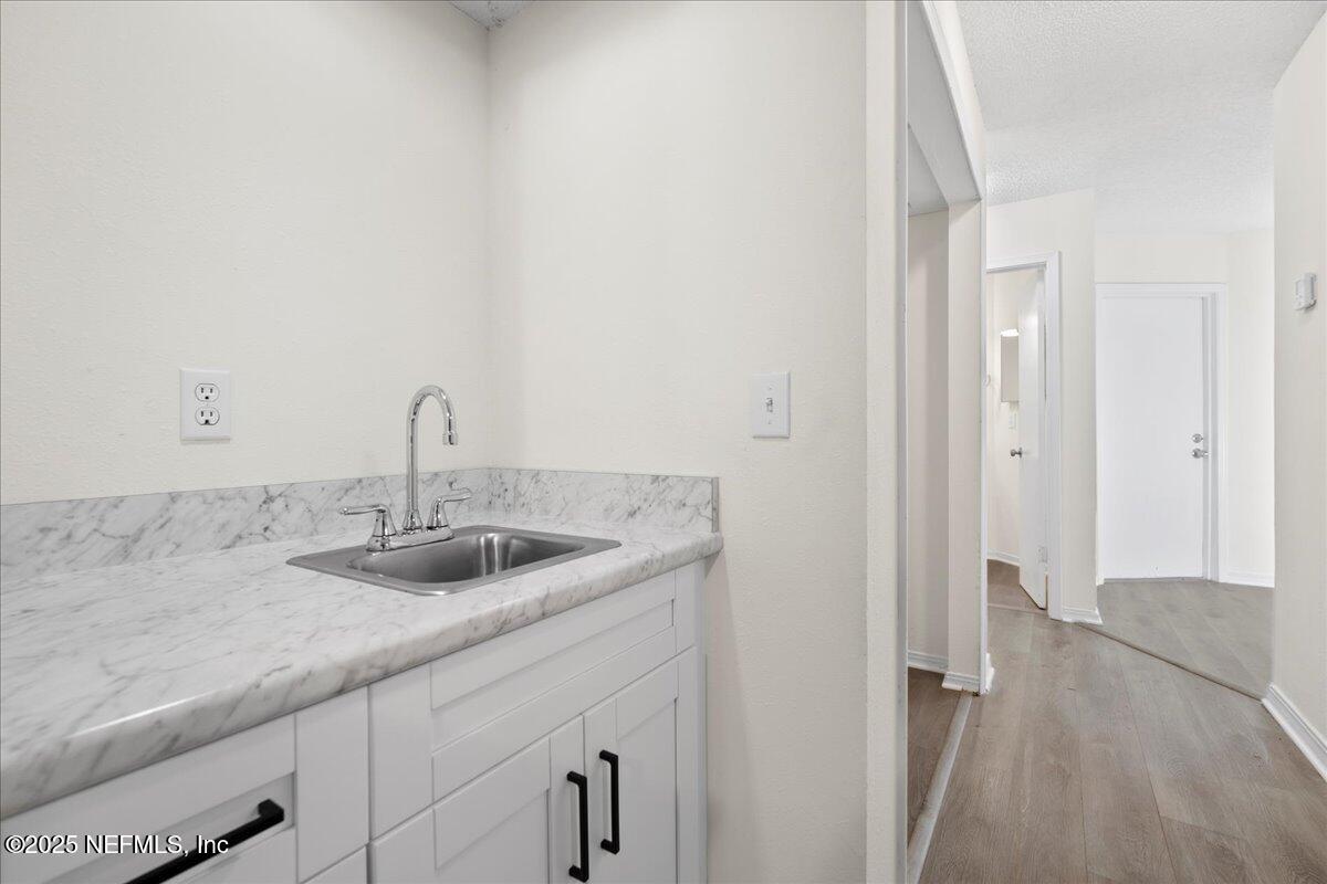 5628 MARATHON Parkway