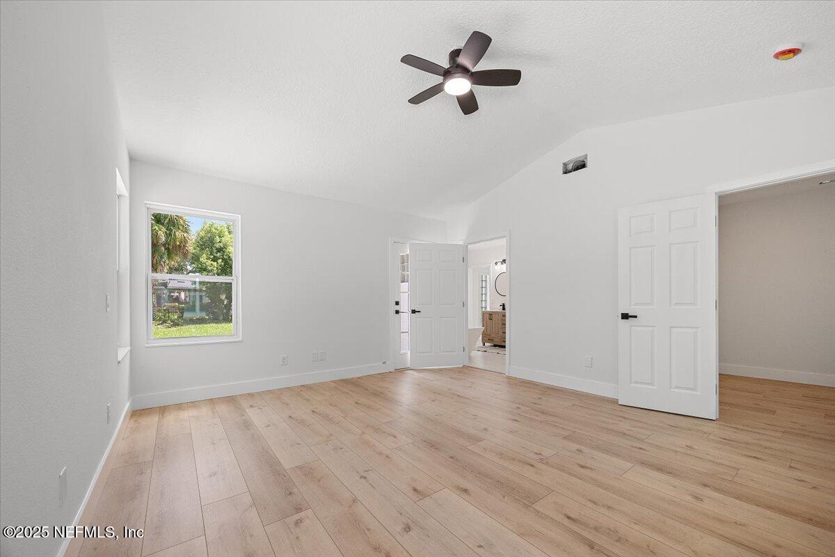 1435 FLANDERS Road