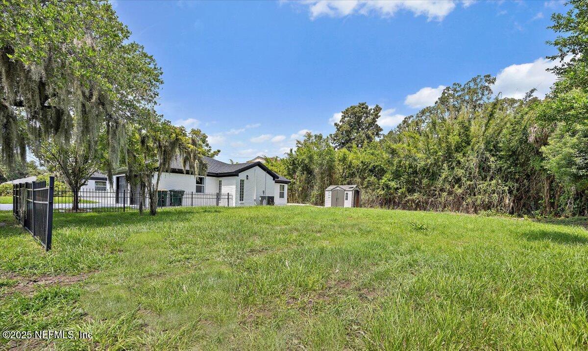 1435 FLANDERS Road
