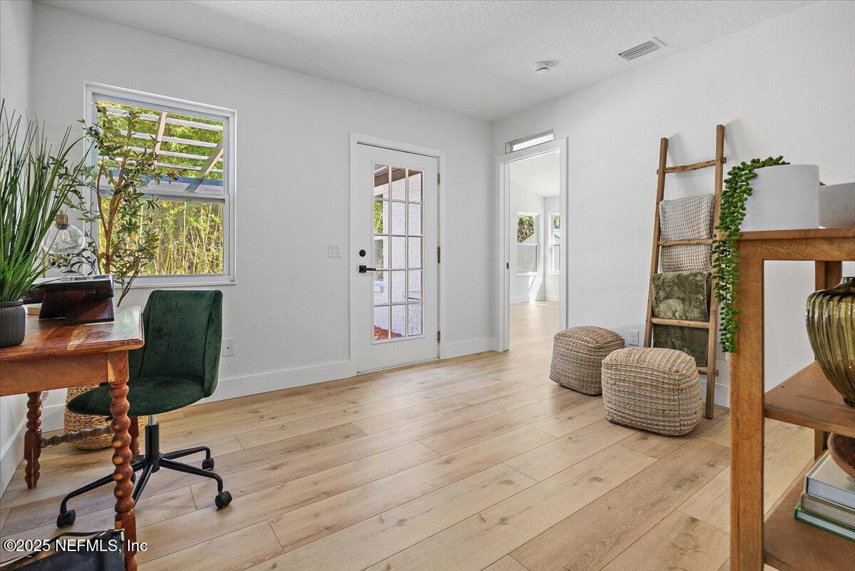 1435 FLANDERS Road