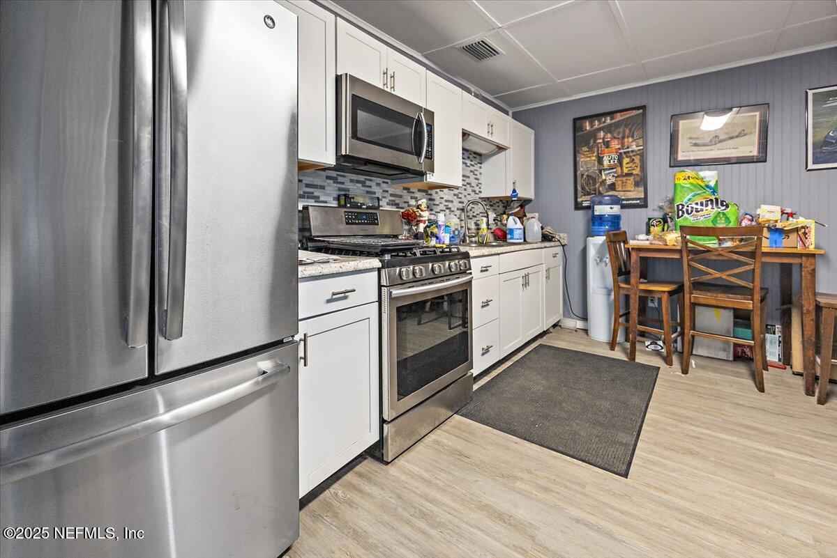 474379 E STATE ROAD 200