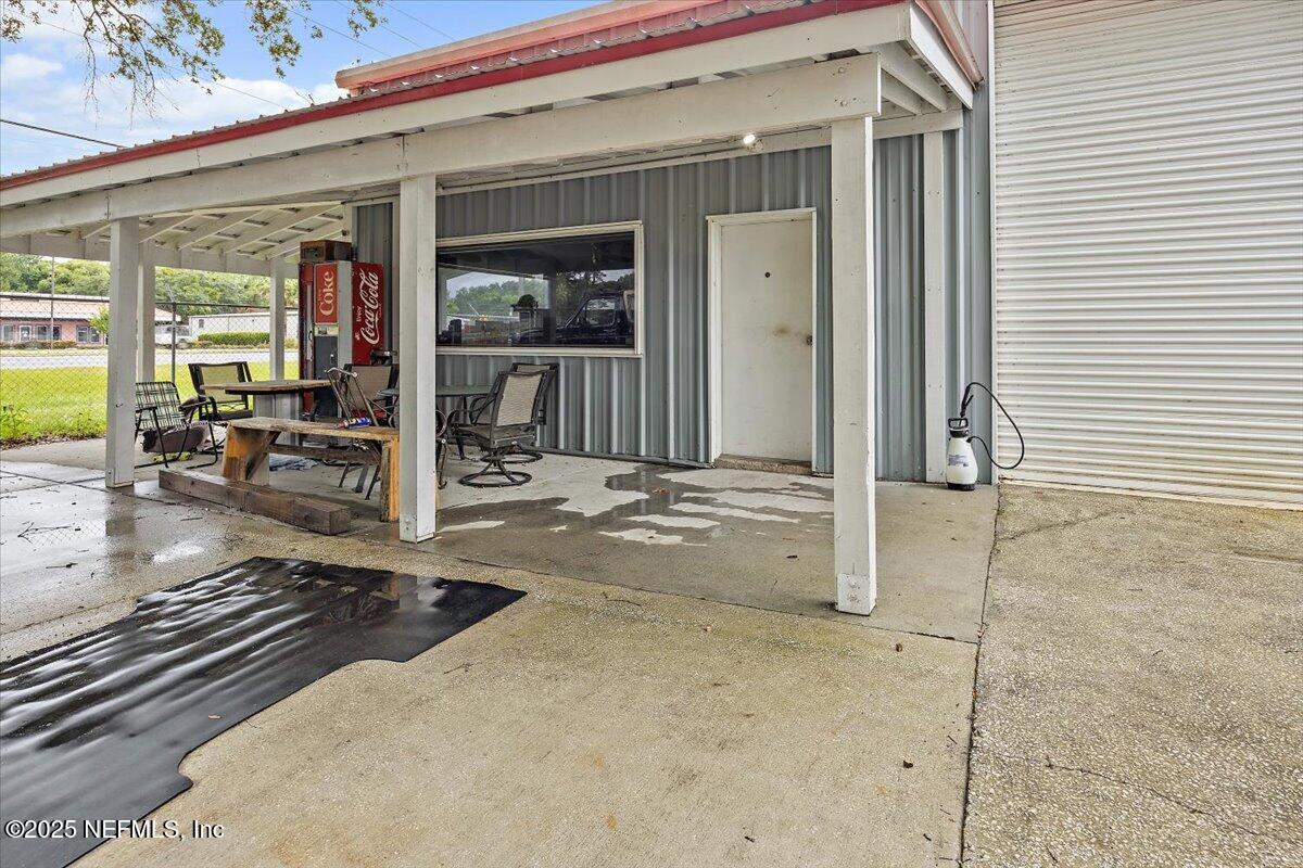 474379 E STATE ROAD 200