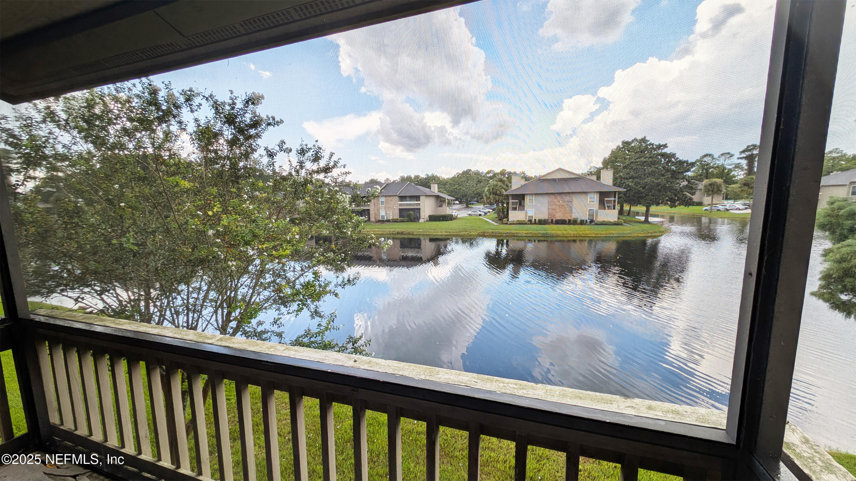 10200 BELLE RIVE Boulevard, 212