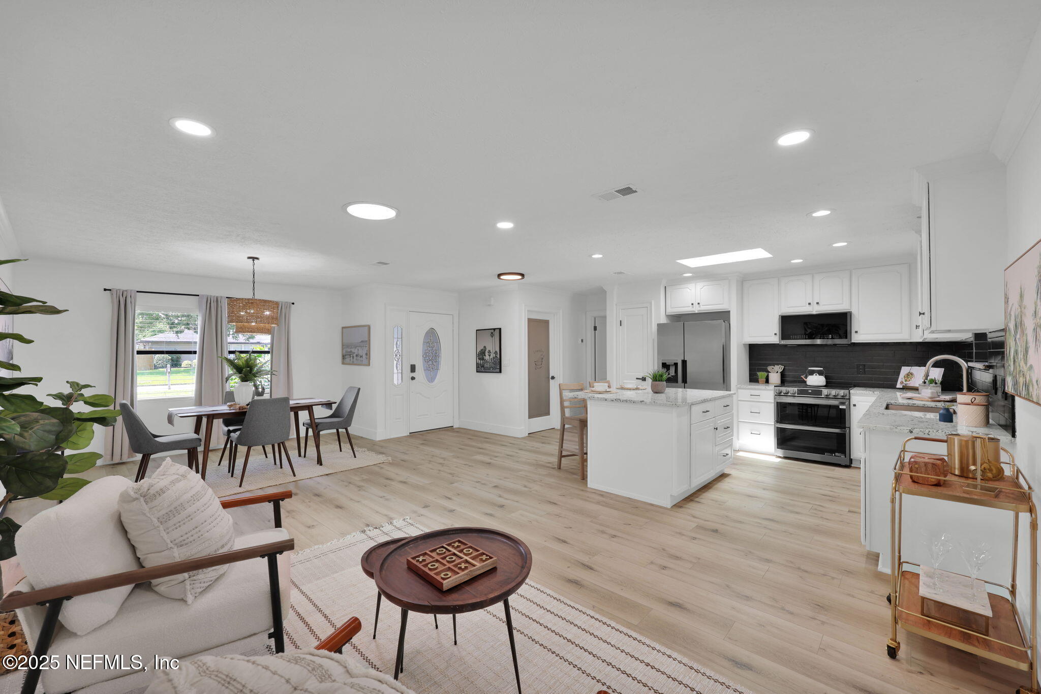 4143 SEABREEZE Drive