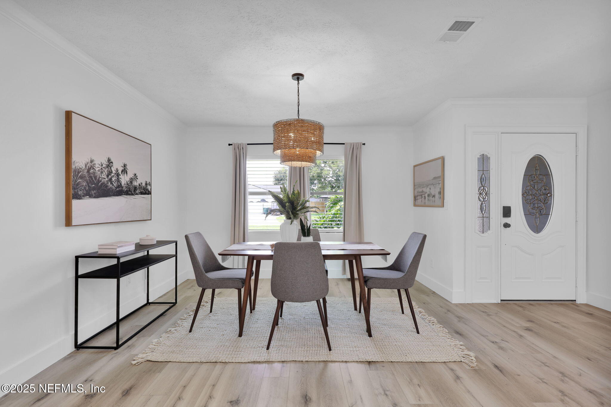 4143 SEABREEZE Drive