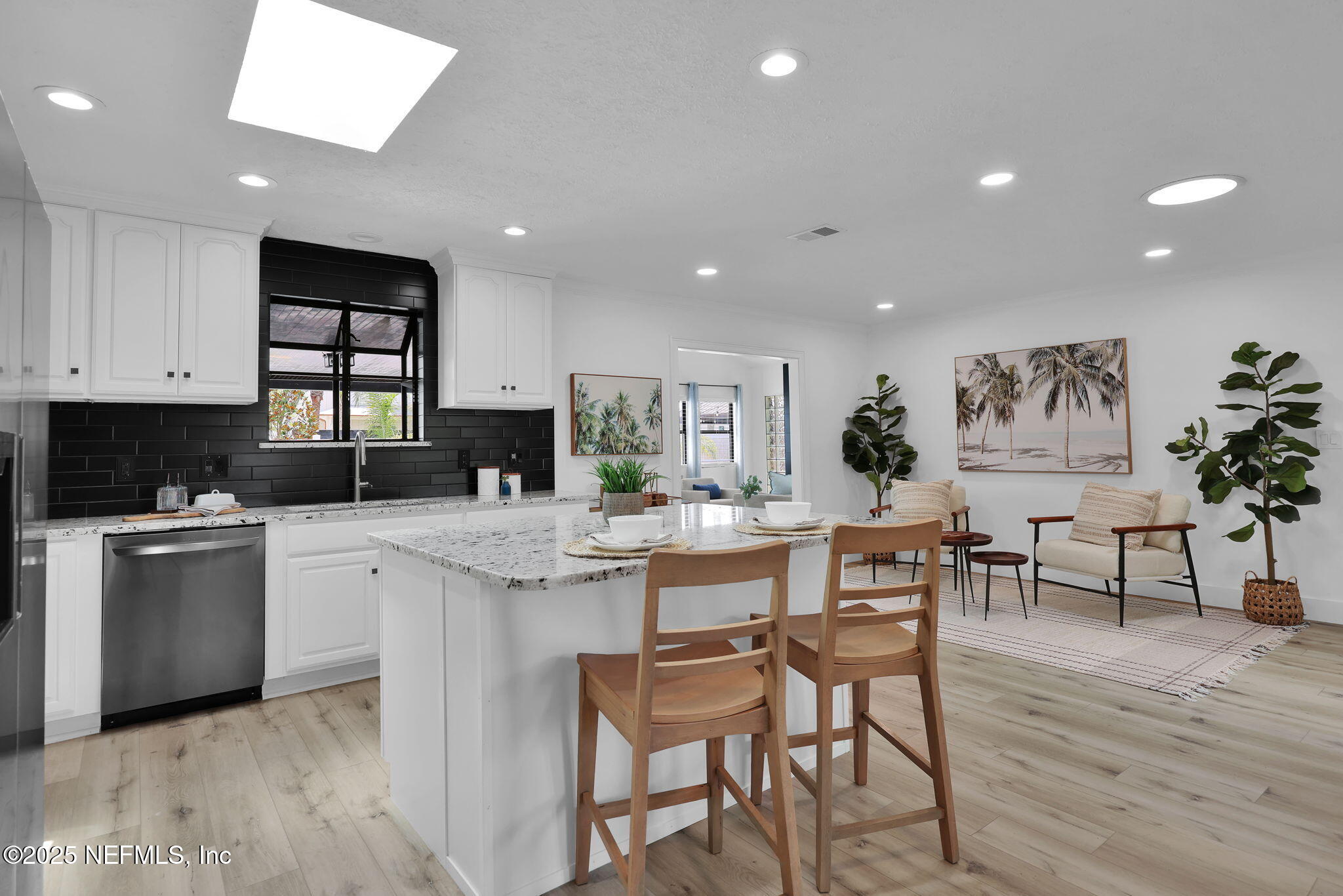 4143 SEABREEZE Drive