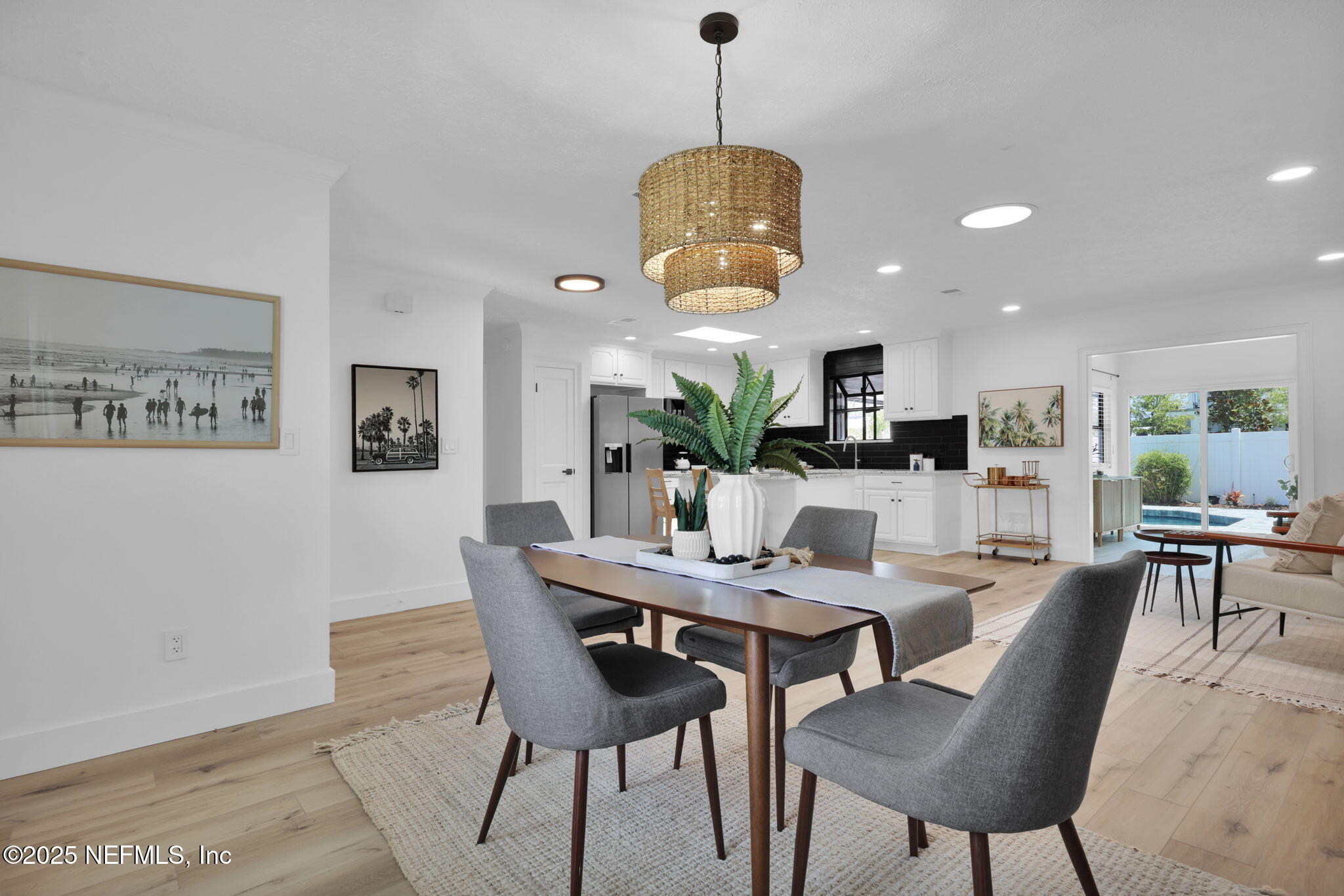 4143 SEABREEZE Drive