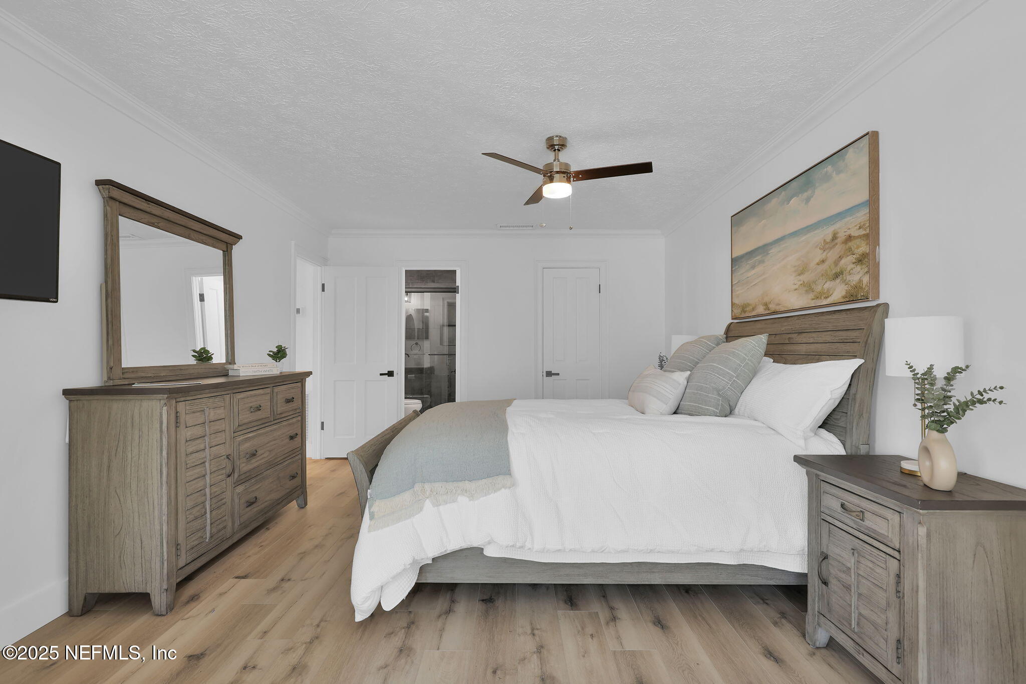 4143 SEABREEZE Drive