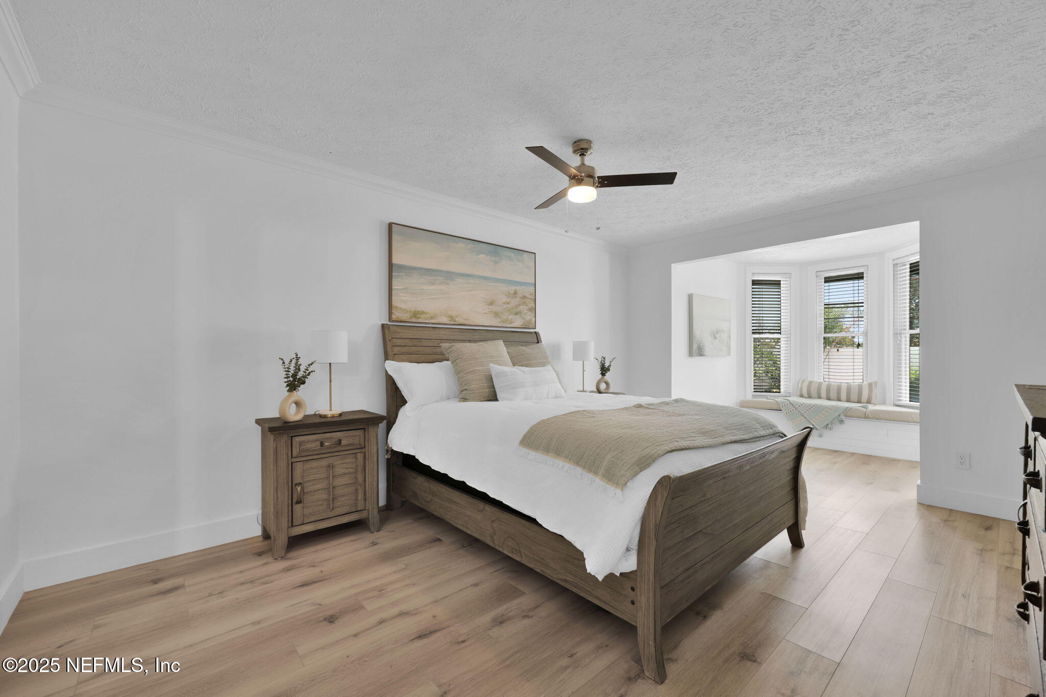 4143 SEABREEZE Drive