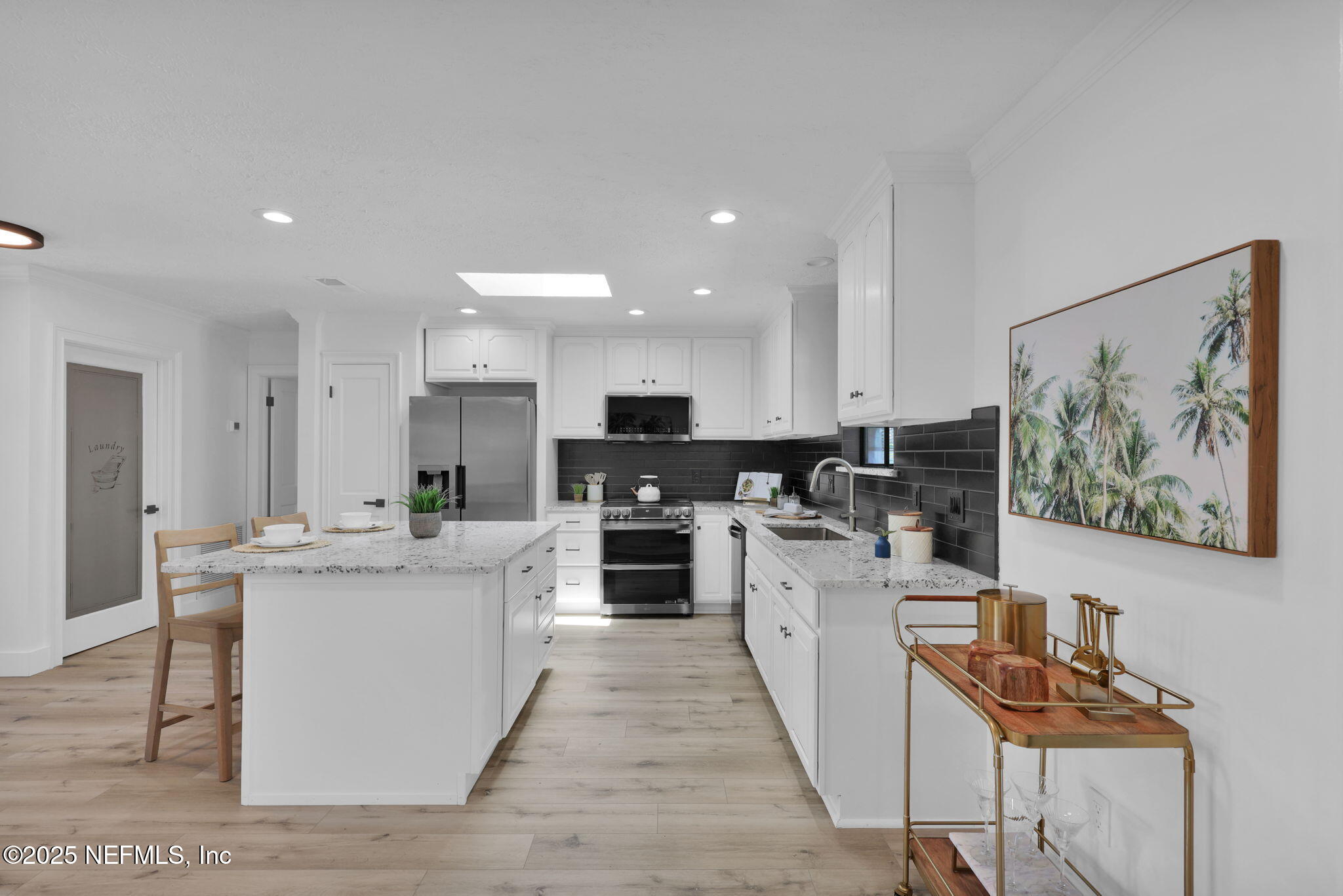 4143 SEABREEZE Drive