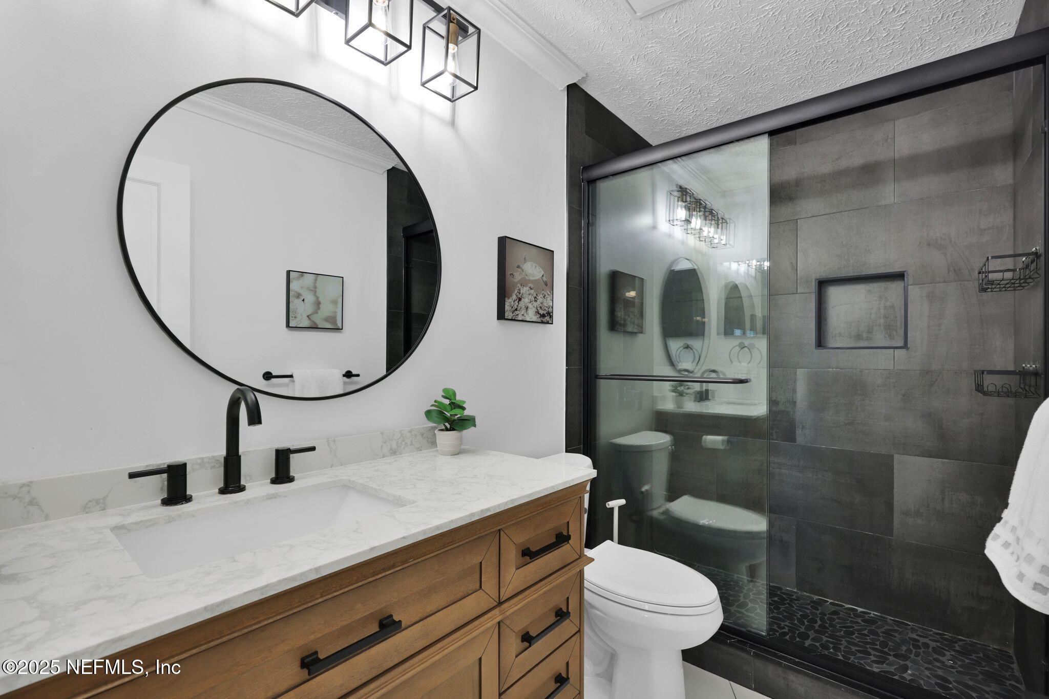 4143 SEABREEZE Drive