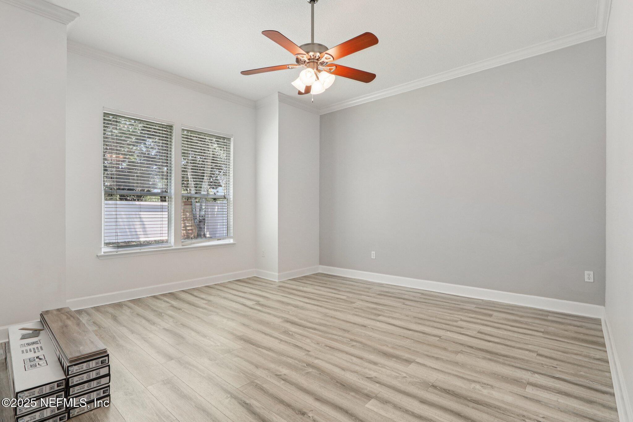 43 AMHERST Place