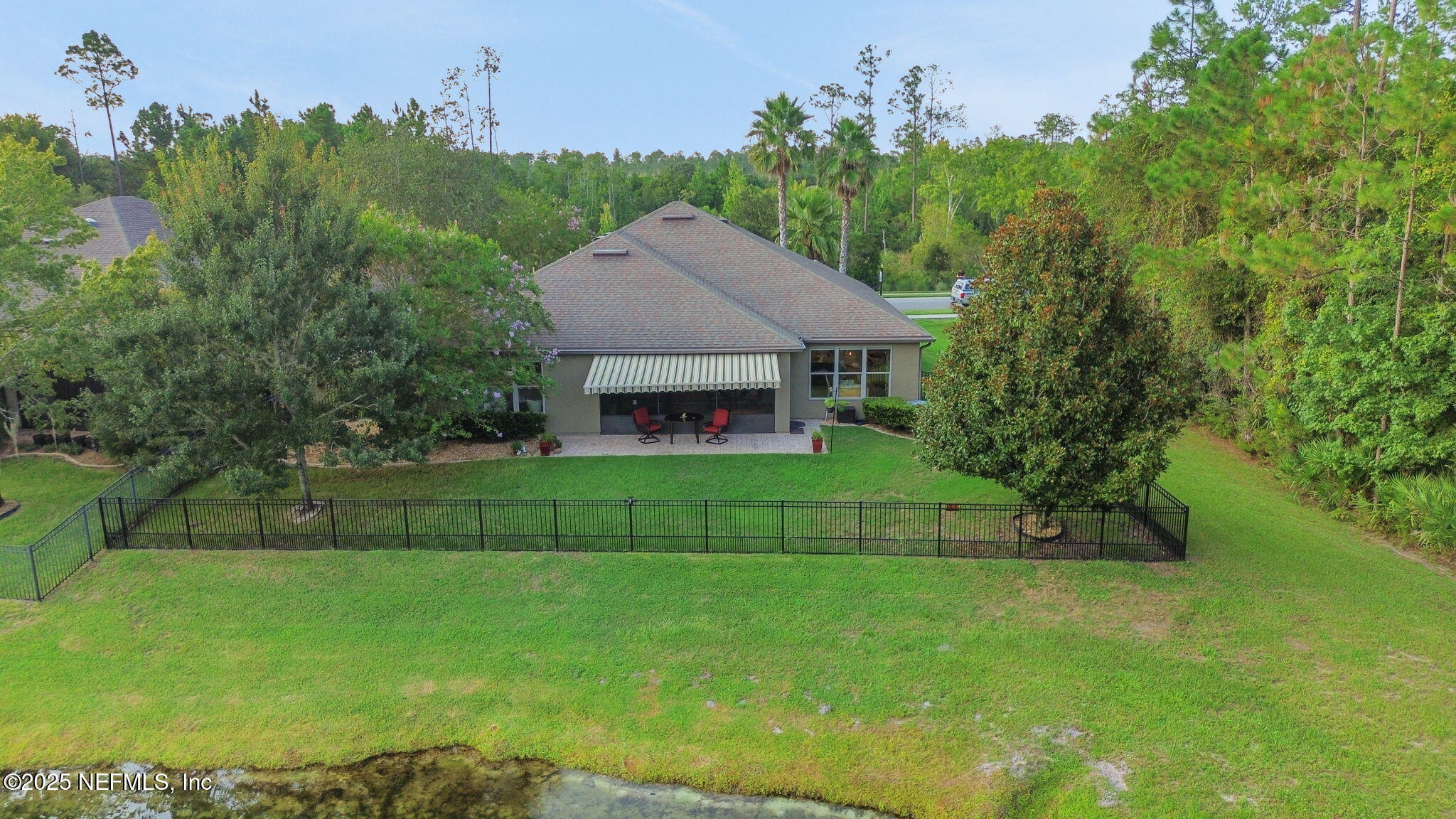 74 WANDERING WOODS Way