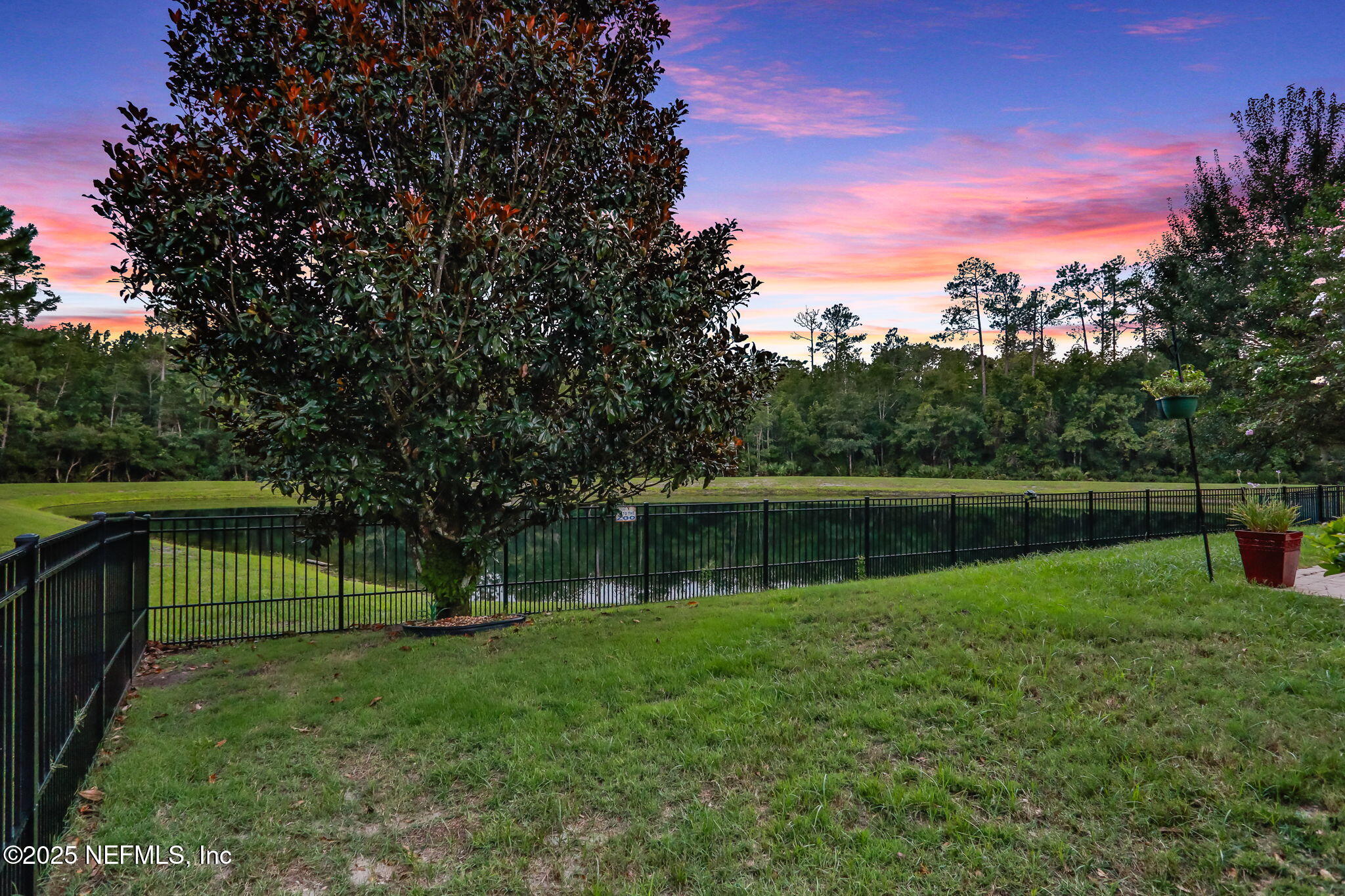 74 WANDERING WOODS Way