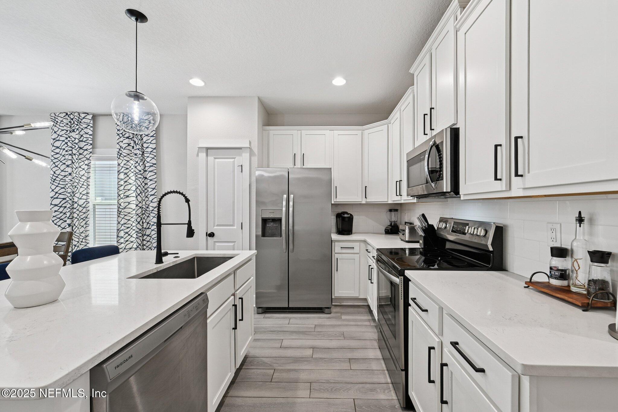820 & 822 9TH Avenue S