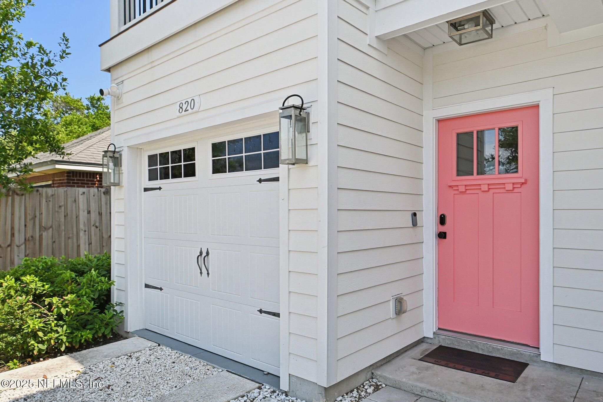 820 & 822 9TH Avenue S