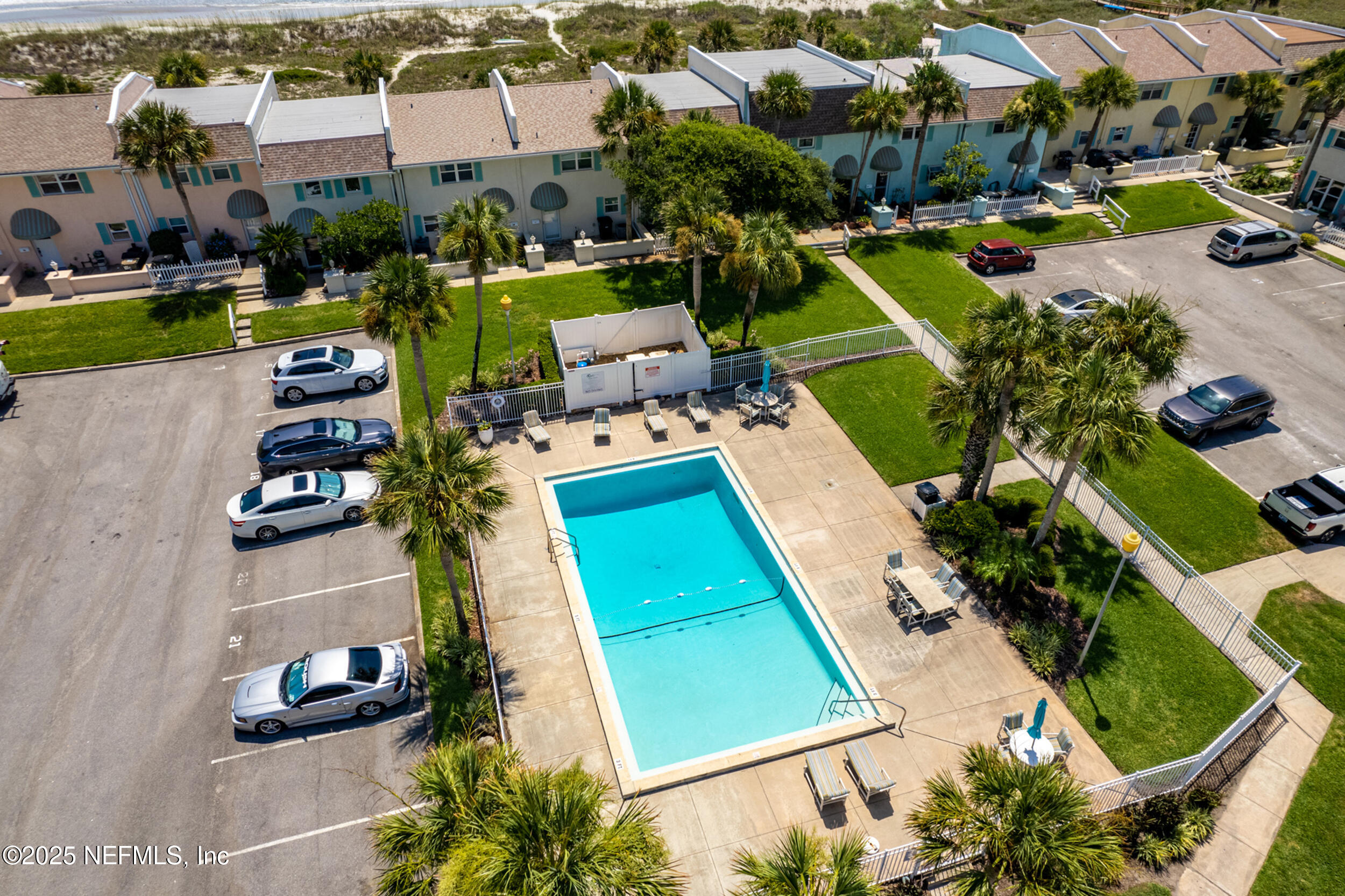 2233 SEMINOLE Road, 3