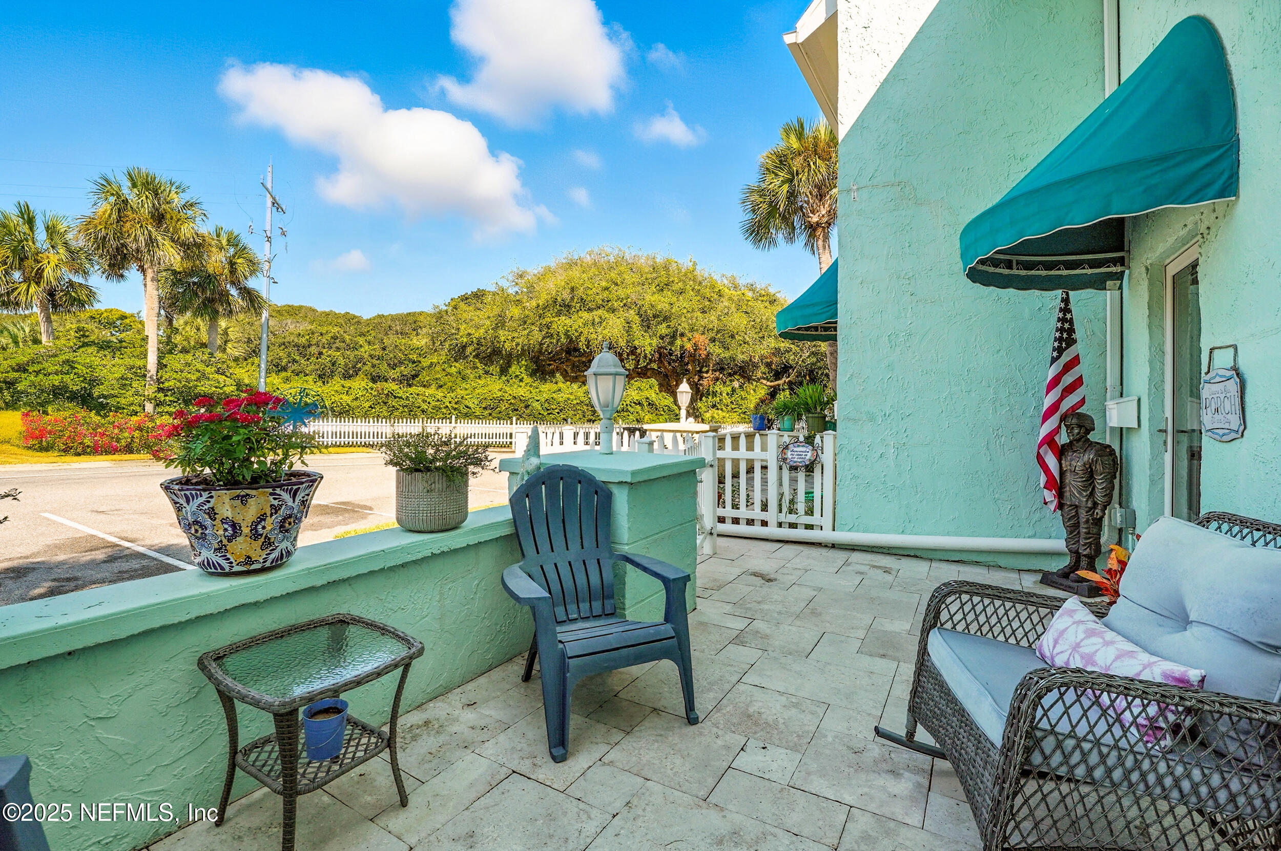 2233 SEMINOLE Road, 3